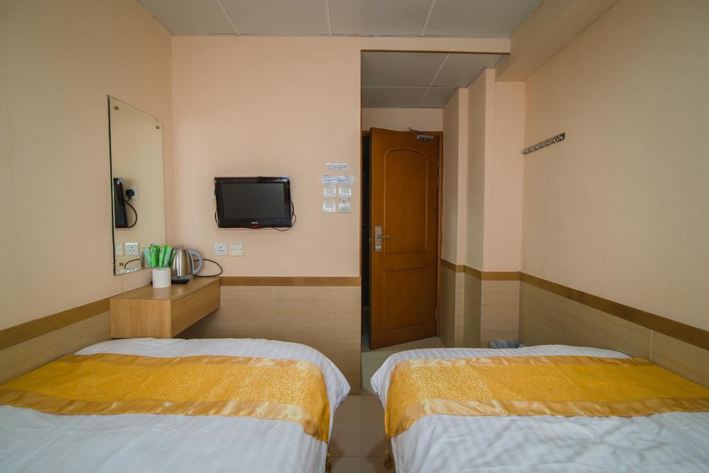 Me Easy Hostel Hong Kong Room photo