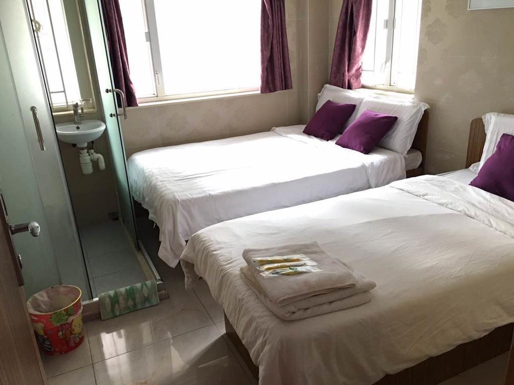 Me Easy Hostel Hong Kong Exterior photo