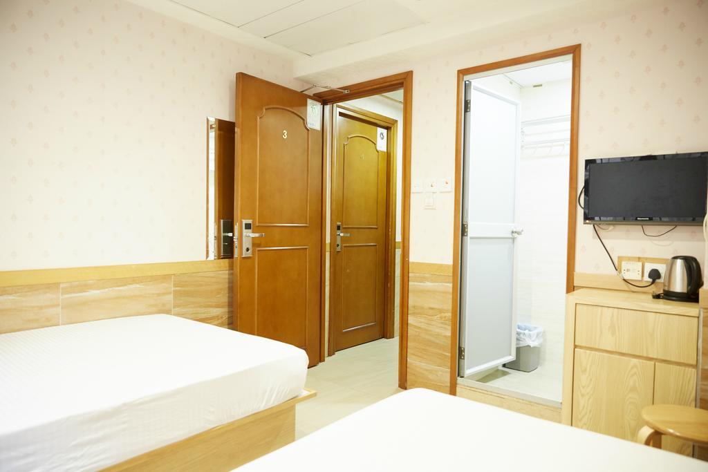 Me Easy Hostel Hong Kong Exterior photo