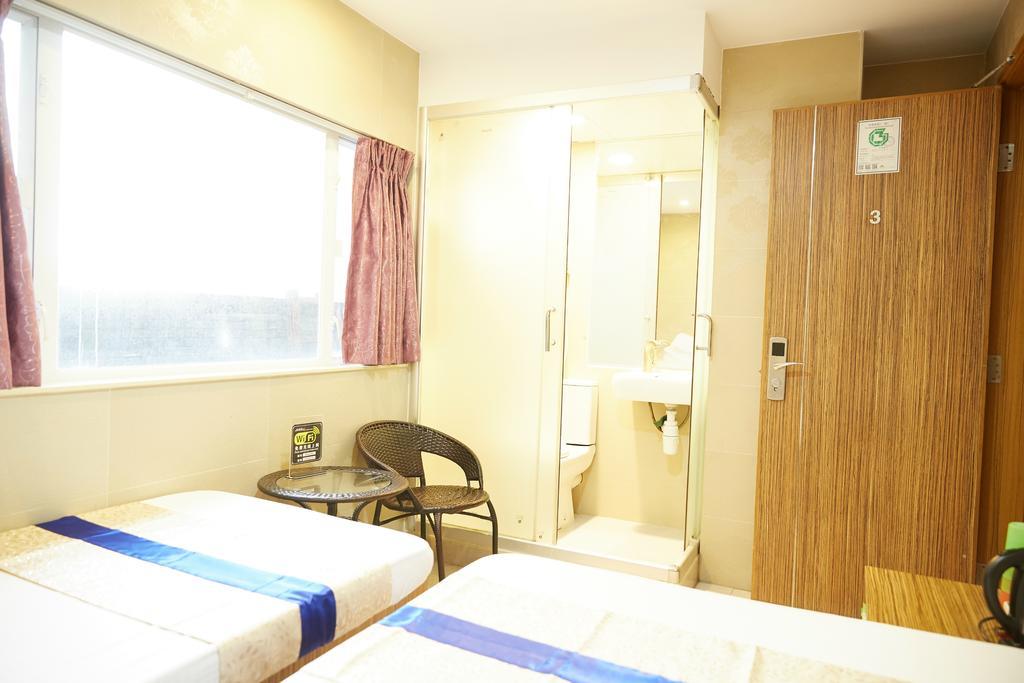 Me Easy Hostel Hong Kong Exterior photo