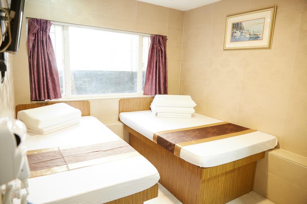 Me Easy Hostel Hong Kong Exterior photo